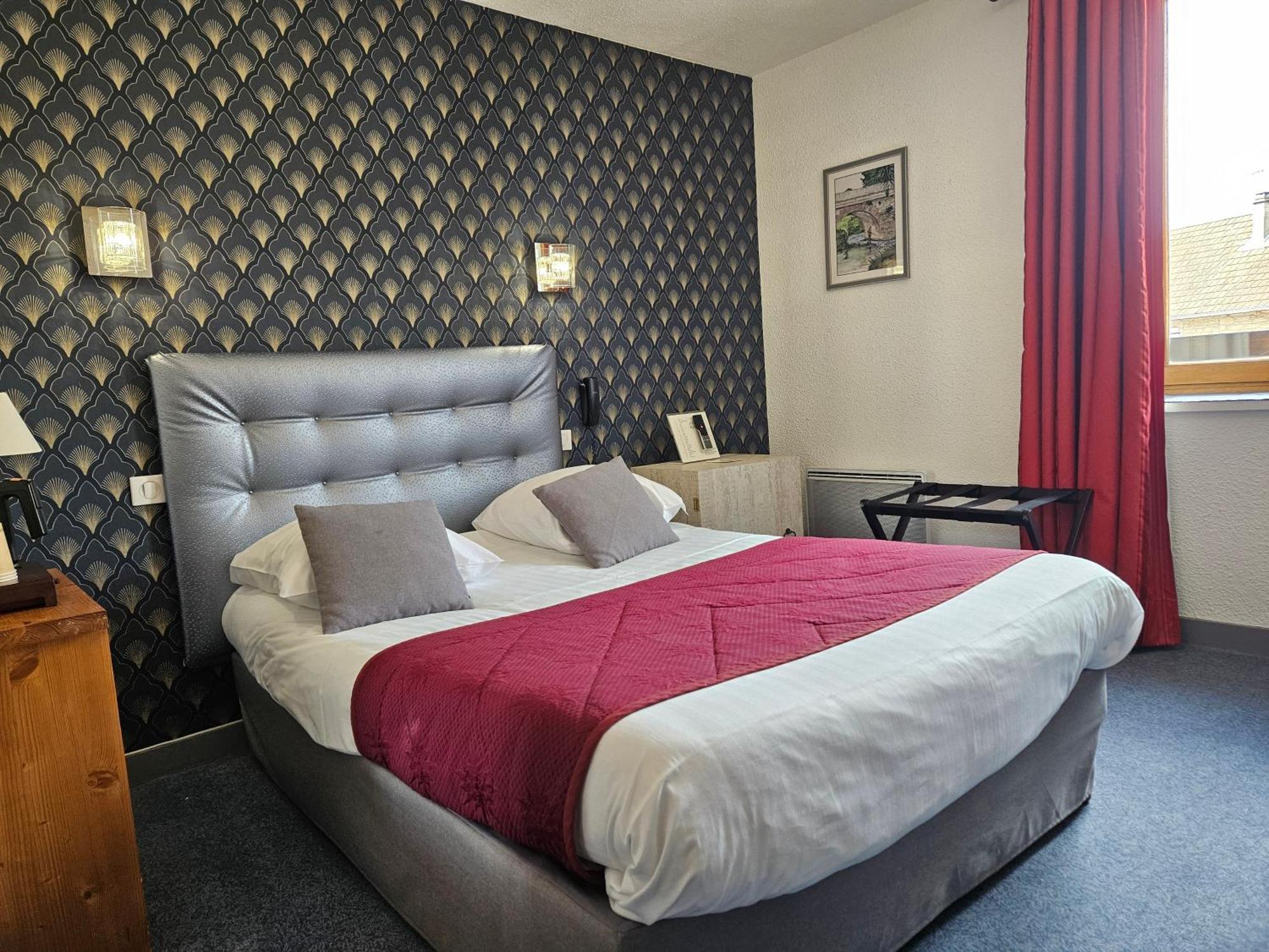 Hotel Le Val D'Amby Hieres-Sur-Amby Exteriér fotografie