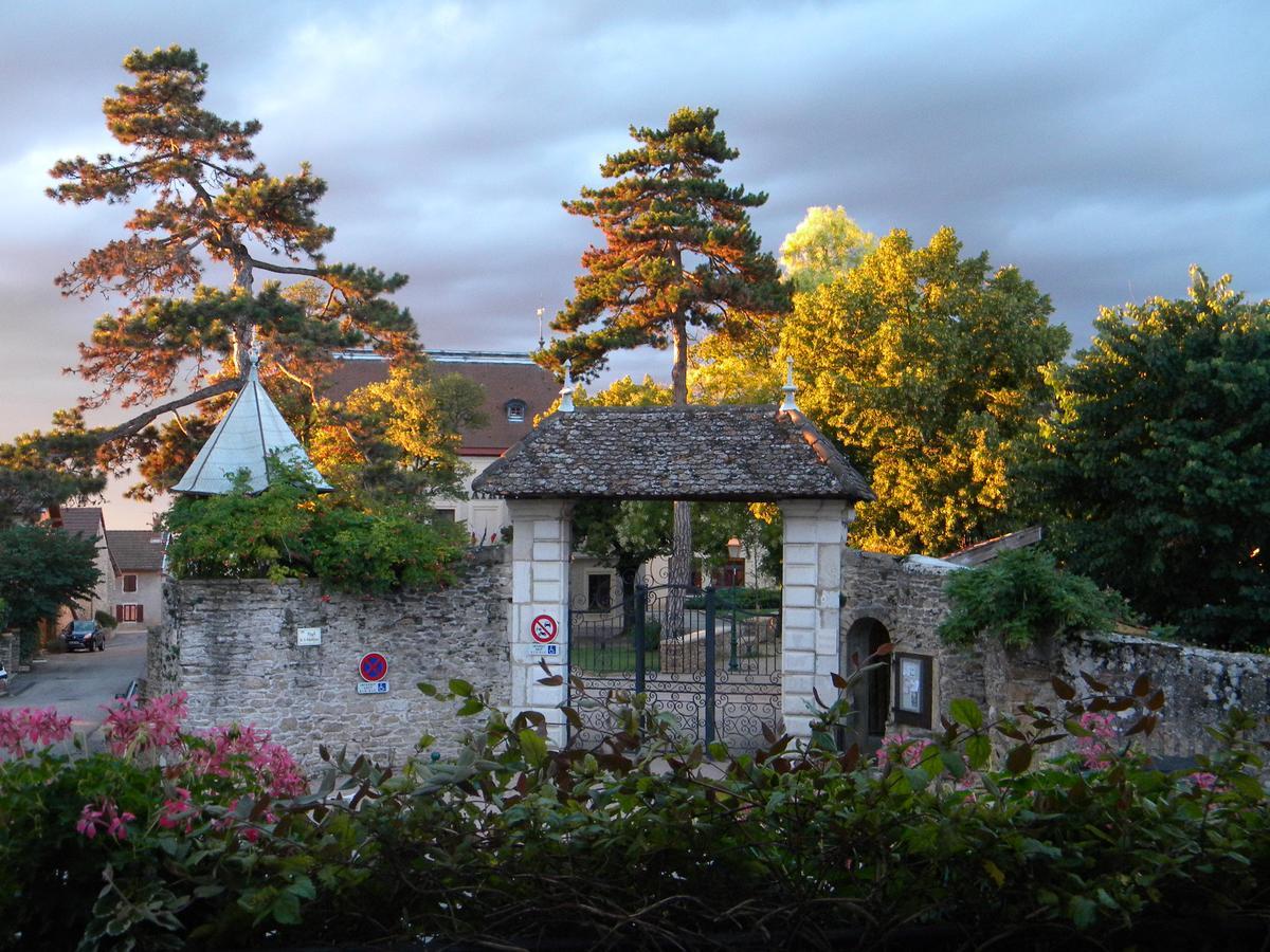 Hotel Le Val D'Amby Hieres-Sur-Amby Exteriér fotografie